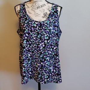 🦋Express split back tank top🦋